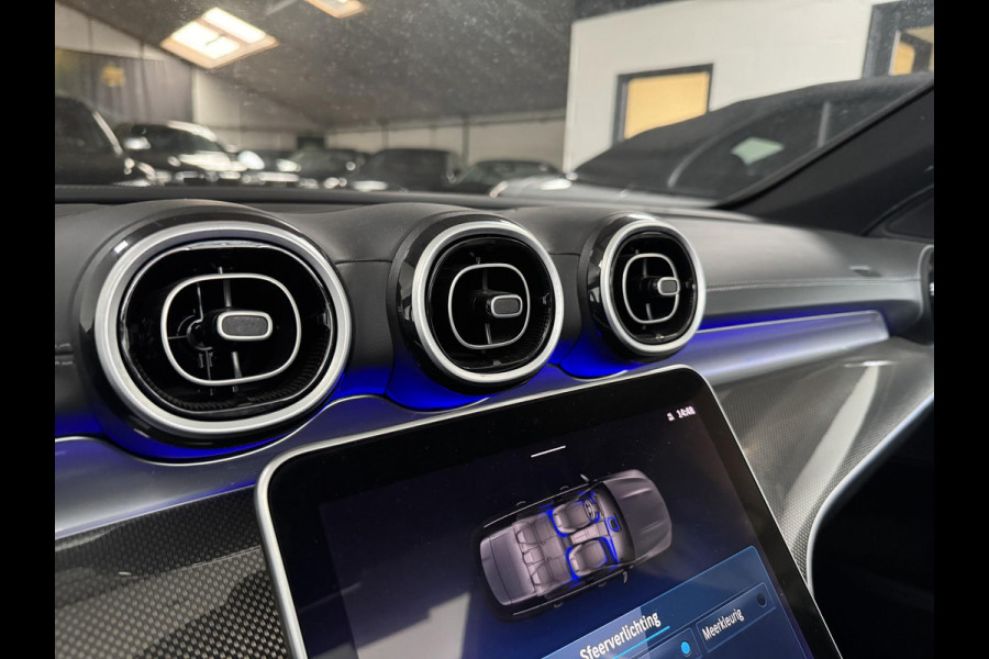 Mercedes-Benz C-Klasse Estate 300 e AMG Line | Panoramadak | Camera | Sfeerverlichting | Adaptive Cruise Control | Lane Assist |