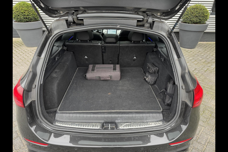 Mercedes-Benz C-Klasse Estate 300 e AMG Line | Panoramadak | Camera | Sfeerverlichting | Adaptive Cruise Control | Lane Assist |