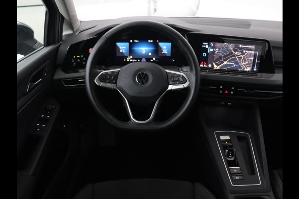 Volkswagen Golf 1.4 eHybrid Style | Trekhaak | Stoelverwarming | Massage | Carplay | Memory | Navigatie | Adaptive cruise | Full LED | Parkeerhulp | Sfeerverlichting | PHEV | Plug In