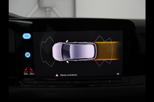 Volkswagen Golf 1.4 eHybrid Style | Trekhaak | Stoelverwarming | Massage | Carplay | Memory | Navigatie | Adaptive cruise | Full LED | Parkeerhulp | Sfeerverlichting | PHEV | Plug In