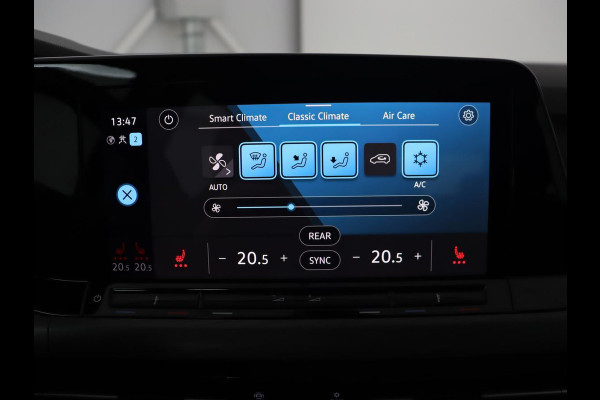 Volkswagen Golf 1.4 eHybrid Style | Trekhaak | Stoelverwarming | Massage | Carplay | Memory | Navigatie | Adaptive cruise | Full LED | Parkeerhulp | Sfeerverlichting | PHEV | Plug In