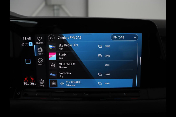 Volkswagen Golf 1.4 eHybrid Style | Trekhaak | Stoelverwarming | Massage | Carplay | Memory | Navigatie | Adaptive cruise | Full LED | Parkeerhulp | Sfeerverlichting | PHEV | Plug In