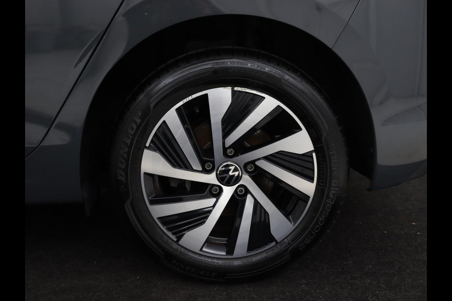 Volkswagen Golf 1.4 eHybrid Style | Trekhaak | Stoelverwarming | Massage | Carplay | Memory | Navigatie | Adaptive cruise | Full LED | Parkeerhulp | Sfeerverlichting | PHEV | Plug In