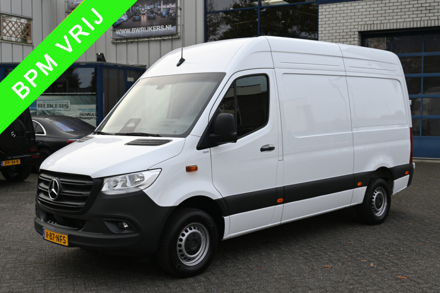 Mercedes-Benz Sprinter 317 CDI L2H2 Pro HD Navigatie, Winterpakket, Geveerde stoel, Etc. Mercedes-Benz Sprinter 317 CDI L2H2 Pro HD Navigatie, Winterpakket, Geveerde stoel, Etc.