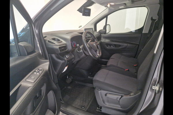 Opel Combo L2H1 130 Pk. | Automaat | Schuifdeur links | 3-zitplaatsen | Betimmering | Stoelverwarming | Stuurverwarming | Climate Control | Apple Carplay/Android Auto | Achteruitrijcamera Opel Combo L2H1 130 Pk. | Automaat | Schuifdeur links | 3-zitplaatsen | Betimmering | Stoelverwarming | Stuurverwarming | Climate Control | Apple Carplay/Android Auto | Achteruitrijcamera