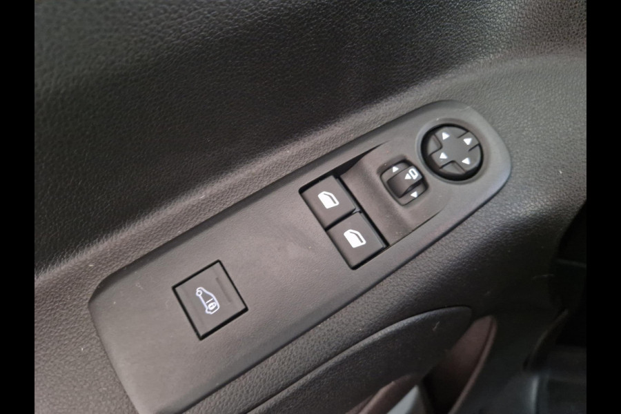 Opel Combo L2H1 130 Pk. | Automaat | Schuifdeur links | 3-zitplaatsen | Betimmering | Stoelverwarming | Stuurverwarming | Climate Control | Apple Carplay/Android Auto | Achteruitrijcamera Opel Combo L2H1 130 Pk. | Automaat | Schuifdeur links | 3-zitplaatsen | Betimmering | Stoelverwarming | Stuurverwarming | Climate Control | Apple Carplay/Android Auto | Achteruitrijcamera