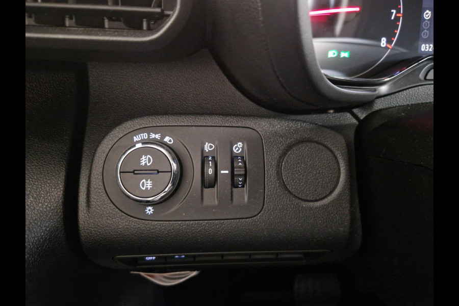 Opel Combo L2H1 130 Pk. | Automaat | Schuifdeur links | 3-zitplaatsen | Betimmering | Stoelverwarming | Stuurverwarming | Climate Control | Apple Carplay/Android Auto | Achteruitrijcamera Opel Combo L2H1 130 Pk. | Automaat | Schuifdeur links | 3-zitplaatsen | Betimmering | Stoelverwarming | Stuurverwarming | Climate Control | Apple Carplay/Android Auto | Achteruitrijcamera