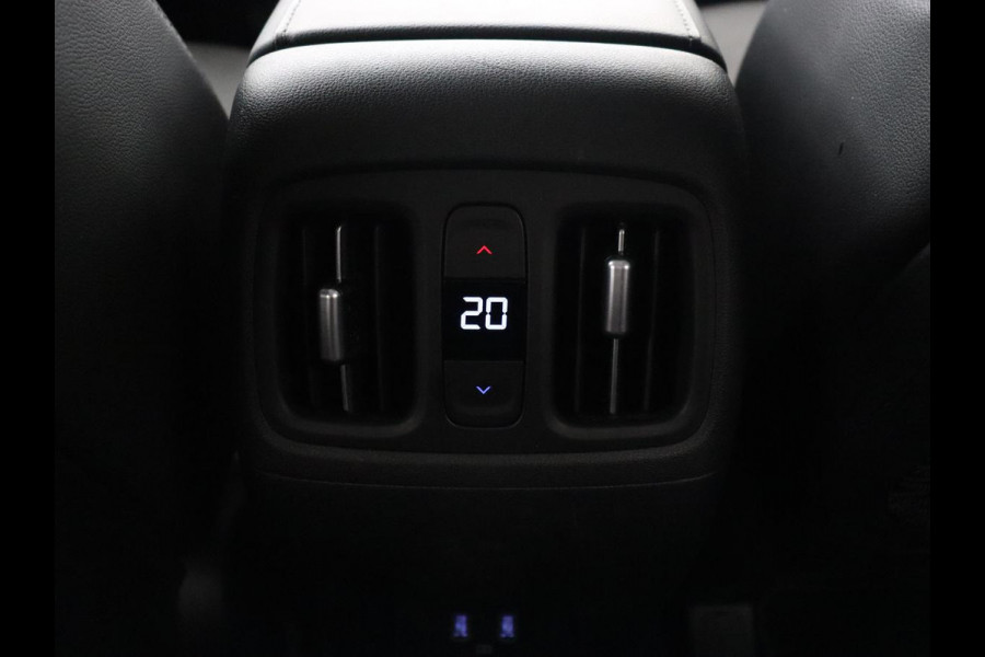 Hyundai Tucson 1.6 T-GDI PHEV Premium 4WD | Trekhaak | Stoelventilatie | 360 Camera | Leder | Carplay | Memory | Achterbankverwarming | Navigatie | Stuurverwarming | Full LED | Keyless | Plug In Hyundai Tucson 1.6 T-GDI PHEV Premium 4WD | Trekhaak | Stoelventilatie | 360 Camera | Leder | Carplay | Memory | Achterbankverwarming | Navigatie | Stuurverwarming | Full LED | Keyless | Plug In