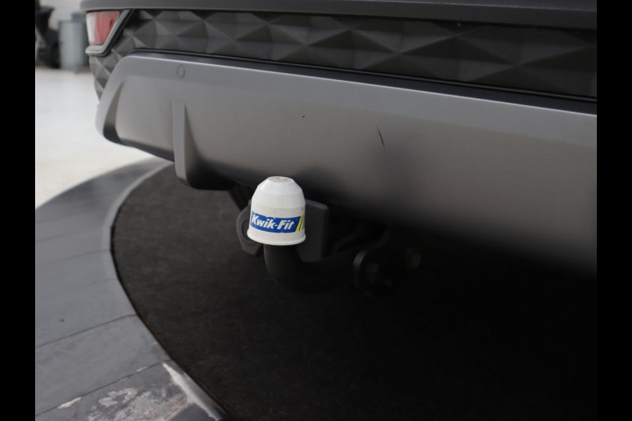 Hyundai Tucson 1.6 T-GDI PHEV Premium 4WD | Trekhaak | Stoelventilatie | 360 Camera | Leder | Carplay | Memory | Achterbankverwarming | Navigatie | Stuurverwarming | Full LED | Keyless | Plug In Hyundai Tucson 1.6 T-GDI PHEV Premium 4WD | Trekhaak | Stoelventilatie | 360 Camera | Leder | Carplay | Memory | Achterbankverwarming | Navigatie | Stuurverwarming | Full LED | Keyless | Plug In