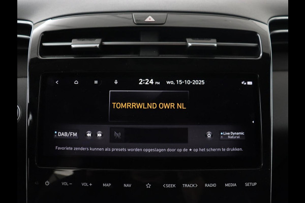 Hyundai Tucson 1.6 T-GDI PHEV Premium 4WD | Trekhaak | Stoelventilatie | 360 Camera | Leder | Carplay | Memory | Achterbankverwarming | Navigatie | Stuurverwarming | Full LED | Keyless | Plug In Hyundai Tucson 1.6 T-GDI PHEV Premium 4WD | Trekhaak | Stoelventilatie | 360 Camera | Leder | Carplay | Memory | Achterbankverwarming | Navigatie | Stuurverwarming | Full LED | Keyless | Plug In