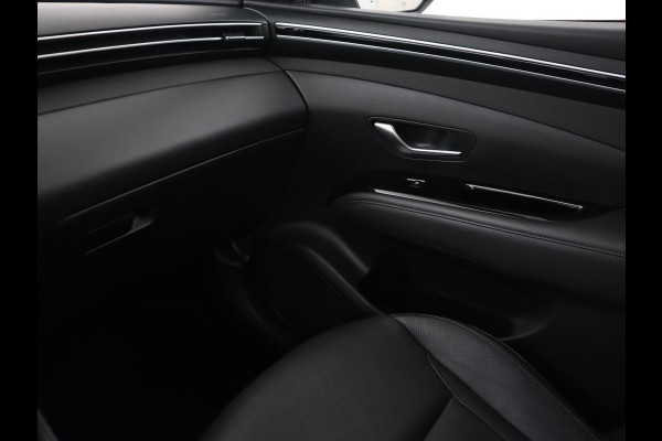 Hyundai Tucson 1.6 T-GDI PHEV Premium 4WD | Trekhaak | Stoelventilatie | 360 Camera | Leder | Carplay | Memory | Achterbankverwarming | Navigatie | Stuurverwarming | Full LED | Keyless | Plug In Hyundai Tucson 1.6 T-GDI PHEV Premium 4WD | Trekhaak | Stoelventilatie | 360 Camera | Leder | Carplay | Memory | Achterbankverwarming | Navigatie | Stuurverwarming | Full LED | Keyless | Plug In