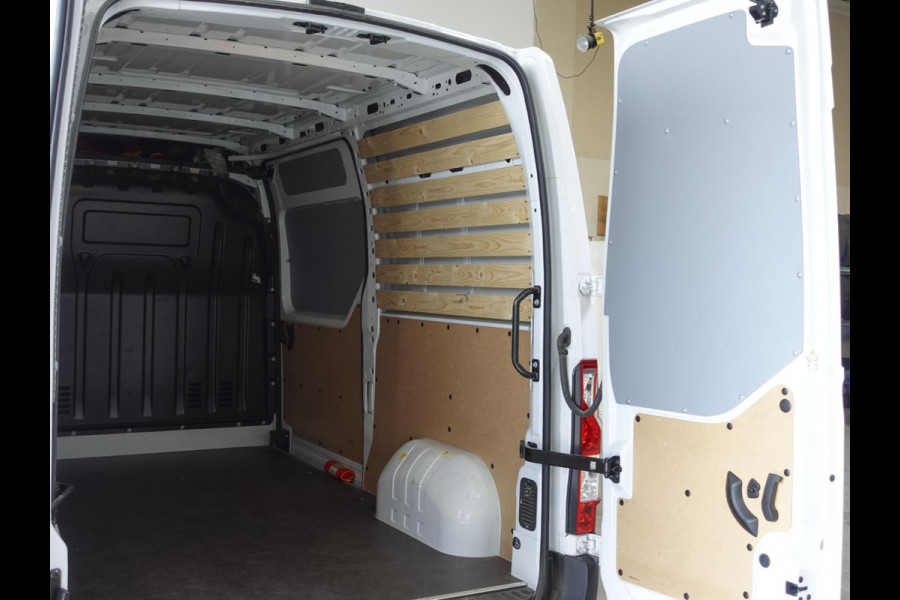 Renault Master 150PK Automaat L2H2 Energy Work Edition Airco Cruise Control Camera Navi Parkeersensoren Trekhaak Renault Master 150PK Automaat L2H2 Energy Work Edition Airco Cruise Control Camera Navi Parkeersensoren Trekhaak