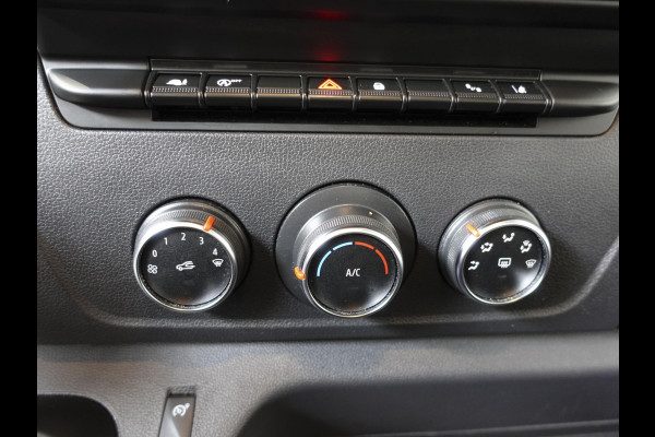 Renault Master 150PK Automaat L2H2 Energy Work Edition Airco Cruise Control Camera Navi Parkeersensoren Trekhaak Renault Master 150PK Automaat L2H2 Energy Work Edition Airco Cruise Control Camera Navi Parkeersensoren Trekhaak