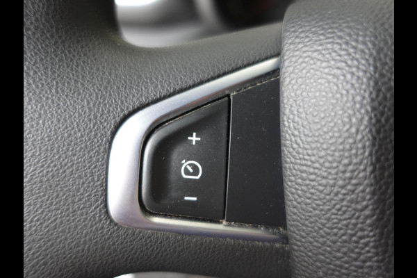 Renault Master 150PK Automaat L2H2 Energy Work Edition Airco Cruise Control Camera Navi Parkeersensoren Trekhaak Renault Master 150PK Automaat L2H2 Energy Work Edition Airco Cruise Control Camera Navi Parkeersensoren Trekhaak