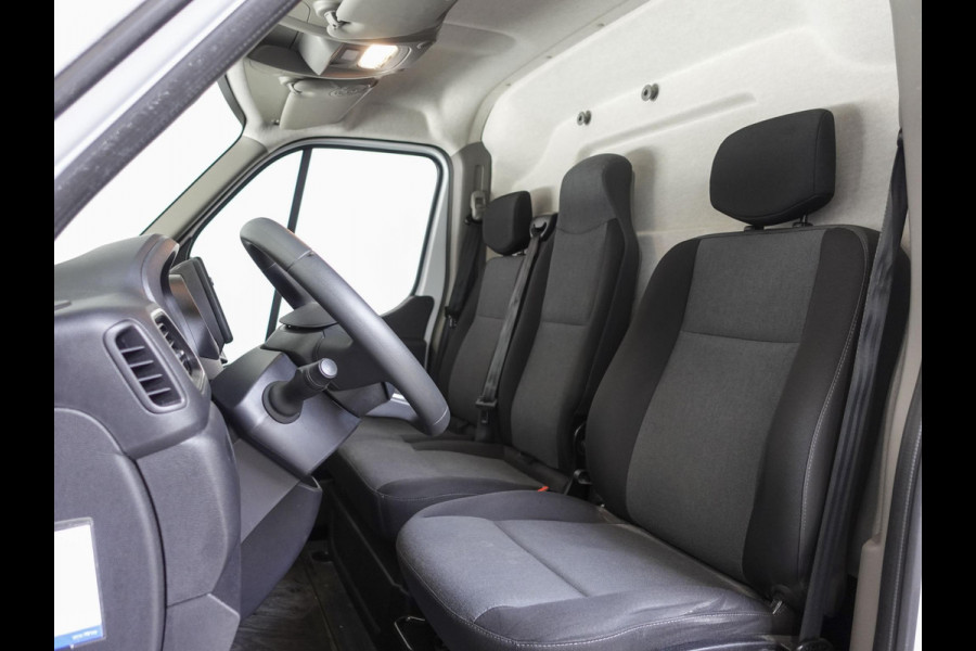 Renault Master 150PK Automaat L2H2 Energy Work Edition Airco Cruise Control Camera Navi Parkeersensoren Trekhaak Renault Master 150PK Automaat L2H2 Energy Work Edition Airco Cruise Control Camera Navi Parkeersensoren Trekhaak
