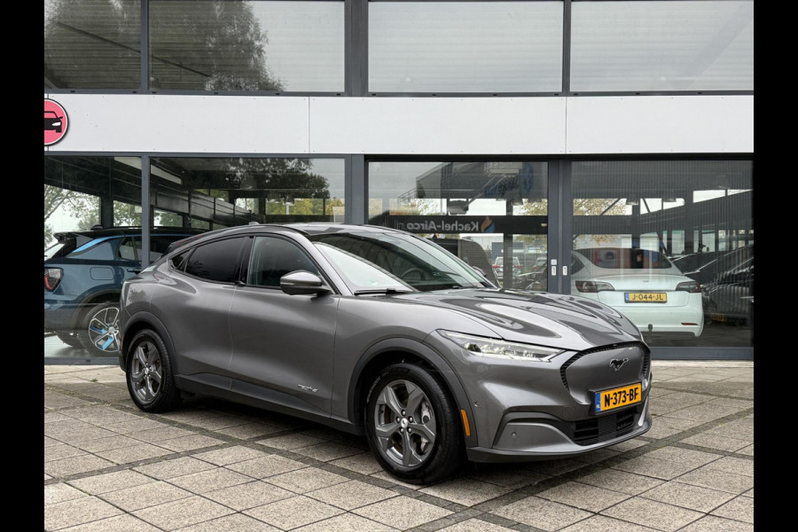 Ford Mustang Mach-E RWD 75 kWh | Trekhaak | Navi | Camera | B&O Sound | Ford Mustang Mach-E RWD 75 kWh | Trekhaak | Navi | Camera | B&O Sound |