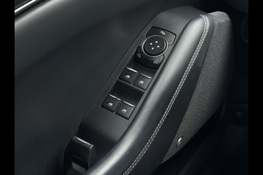 Ford Mustang Mach-E RWD 75 kWh | Trekhaak | Navi | Camera | B&O Sound | Ford Mustang Mach-E RWD 75 kWh | Trekhaak | Navi | Camera | B&O Sound |