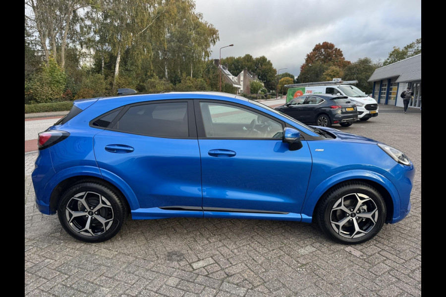Ford Puma 1.0 EcoBoost Hybrid ST-Line Automaat 125pk | Panoramadak | Trekhaak afneembaar | Winter Pack | Adaptive cruise control  | Elektrische achterklep | Matrix LED | Keyless Entry | Navigatiesysteem | Privacy glass Ford Puma 1.0 EcoBoost Hybrid ST-Line Automaat 125pk | Panoramadak | Trekhaak afneembaar | Winter Pack | Adaptive cruise control  | Elektrische achterklep | Matrix LED | Keyless Entry | Navigatiesysteem | Privacy glass