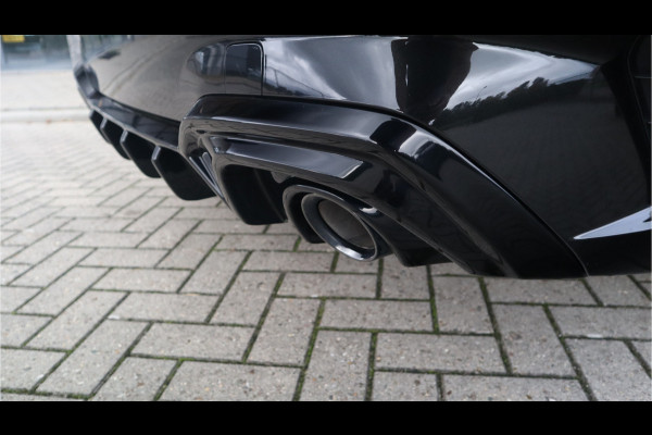 BMW 3-serie M-Sport 19inch / SOH91% / Glazen dak / HiFi / 50 Jahre / Camera / M Performance