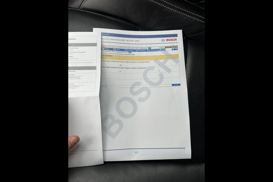 Jaguar I-PACE EV320 HSE 90 kWh VAN: €32.900,- VOOR: €28.877,- UW EINDEJAARSVOORDEEL: €4.023 | SOH 100% 3 FASE LADEN! | 360 CAMERA | ELEK. STOEL | STOEL/ STUUR VERWARMING | RIJKLAARPRIJS incl. 12 mnd BOVAG