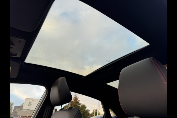 Ford Puma 1.0 EcoBoost Hybrid ST-Line X | 155pk Automaat |  Panoramadak | Afneembare trekhaak | Winter Pack | Adaptive cruise control | 360 graden camera | Bang&Olufsen | Elektrsiche achterklep | Matrix LED