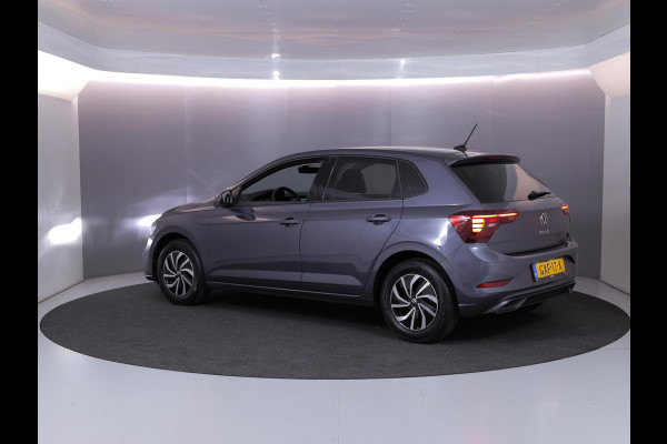 Volkswagen Polo 1.0 TSI Life Edition 95 pk | Verlengde garantie | Navigatie via App | Parkeersensoren achter | Achteruitrijcamera | Autom. airco | Adaptieve cruise control | Volkswagen Polo 1.0 TSI Life Edition 95 pk | Verlengde garantie | Navigatie via App | Parkeersensoren achter | Achteruitrijcamera | Autom. airco | Adaptieve cruise control |