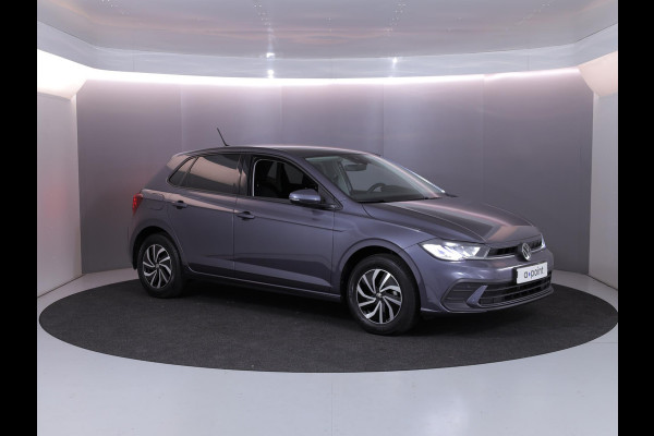 Volkswagen Polo 1.0 TSI Life Edition 95 pk | Verlengde garantie | Navigatie via App | Parkeersensoren achter | Achteruitrijcamera | Autom. airco | Adaptieve cruise control | Volkswagen Polo 1.0 TSI Life Edition 95 pk | Verlengde garantie | Navigatie via App | Parkeersensoren achter | Achteruitrijcamera | Autom. airco | Adaptieve cruise control |