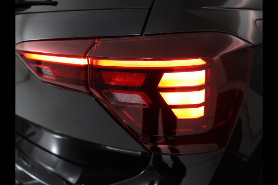 Volkswagen Polo 1.0 TSI Life Edition 95 pk | Verlengde garantie | Navigatie via App | Parkeersensoren achter | Achteruitrijcamera | Autom. airco | Adaptieve cruise control | Volkswagen Polo 1.0 TSI Life Edition 95 pk | Verlengde garantie | Navigatie via App | Parkeersensoren achter | Achteruitrijcamera | Autom. airco | Adaptieve cruise control |