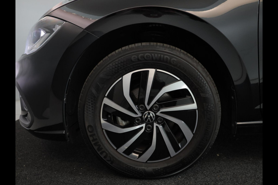 Volkswagen Polo 1.0 TSI Life Edition 95 pk | Verlengde garantie | Navigatie via App | Parkeersensoren achter | Achteruitrijcamera | Autom. airco | Adaptieve cruise control | Volkswagen Polo 1.0 TSI Life Edition 95 pk | Verlengde garantie | Navigatie via App | Parkeersensoren achter | Achteruitrijcamera | Autom. airco | Adaptieve cruise control |