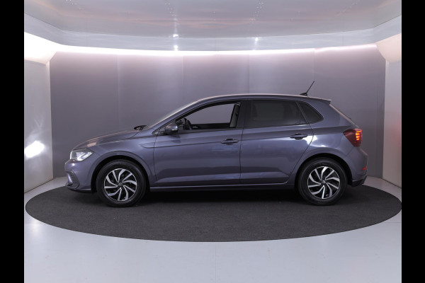 Volkswagen Polo 1.0 TSI Life Edition 95 pk | Verlengde garantie | Navigatie via App | Parkeersensoren achter | Achteruitrijcamera | Autom. airco | Adaptieve cruise control | Volkswagen Polo 1.0 TSI Life Edition 95 pk | Verlengde garantie | Navigatie via App | Parkeersensoren achter | Achteruitrijcamera | Autom. airco | Adaptieve cruise control |