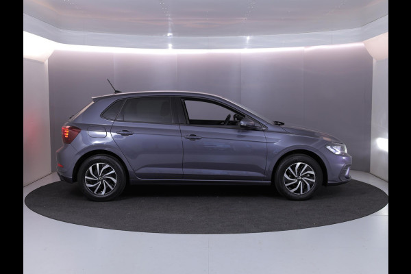Volkswagen Polo 1.0 TSI Life Edition 95 pk | Verlengde garantie | Navigatie via App | Parkeersensoren achter | Achteruitrijcamera | Autom. airco | Adaptieve cruise control | Volkswagen Polo 1.0 TSI Life Edition 95 pk | Verlengde garantie | Navigatie via App | Parkeersensoren achter | Achteruitrijcamera | Autom. airco | Adaptieve cruise control |