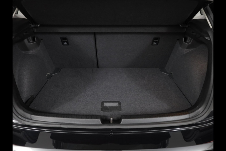 Volkswagen Polo 1.0 TSI Life Edition 95 pk | Verlengde garantie | Navigatie via App | Parkeersensoren achter | Achteruitrijcamera | Autom. airco | Adaptieve cruise control | Volkswagen Polo 1.0 TSI Life Edition 95 pk | Verlengde garantie | Navigatie via App | Parkeersensoren achter | Achteruitrijcamera | Autom. airco | Adaptieve cruise control |