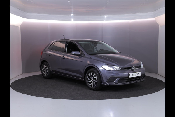 Volkswagen Polo 1.0 TSI Life Edition 95 pk | Verlengde garantie | Navigatie via App | Autom. airco | Parkeersensoren achter | Achteruitrijcamera | Adaptieve cruise control | Volkswagen Polo 1.0 TSI Life Edition 95 pk | Verlengde garantie | Navigatie via App | Autom. airco | Parkeersensoren achter | Achteruitrijcamera | Adaptieve cruise control |