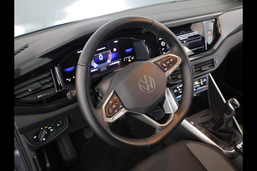 Volkswagen Polo 1.0 TSI Life Edition 95 pk | Verlengde garantie | Navigatie via App | Autom. airco | Parkeersensoren achter | Achteruitrijcamera | Adaptieve cruise control | Volkswagen Polo 1.0 TSI Life Edition 95 pk | Verlengde garantie | Navigatie via App | Autom. airco | Parkeersensoren achter | Achteruitrijcamera | Adaptieve cruise control |