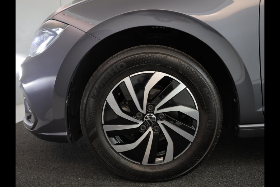 Volkswagen Polo 1.0 TSI Life Edition 95 pk | Verlengde garantie | Navigatie via App | Autom. airco | Parkeersensoren achter | Achteruitrijcamera | Adaptieve cruise control | Volkswagen Polo 1.0 TSI Life Edition 95 pk | Verlengde garantie | Navigatie via App | Autom. airco | Parkeersensoren achter | Achteruitrijcamera | Adaptieve cruise control |