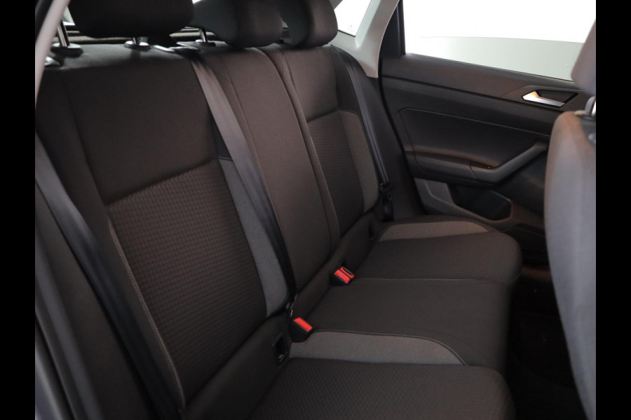 Volkswagen Polo 1.0 TSI Life Edition 95 pk | Verlengde garantie | Navigatie via App | Autom. airco | Parkeersensoren achter | Achteruitrijcamera | Adaptieve cruise control | Volkswagen Polo 1.0 TSI Life Edition 95 pk | Verlengde garantie | Navigatie via App | Autom. airco | Parkeersensoren achter | Achteruitrijcamera | Adaptieve cruise control |