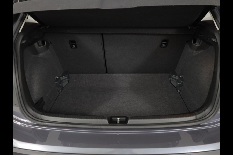 Volkswagen Polo 1.0 TSI Life Edition 95 pk | Verlengde garantie | Navigatie via App | Autom. airco | Parkeersensoren achter | Achteruitrijcamera | Adaptieve cruise control | Volkswagen Polo 1.0 TSI Life Edition 95 pk | Verlengde garantie | Navigatie via App | Autom. airco | Parkeersensoren achter | Achteruitrijcamera | Adaptieve cruise control |