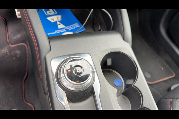 Ford Kuga 2.5 PHEV ST-Line X 225pk Trekhaak | Adaptieve Cruise | Winterpack | Technology Pack | B&O Audio | Elektrische Achterklep Ford Kuga 2.5 PHEV ST-Line X 225pk Trekhaak | Adaptieve Cruise | Winterpack | Technology Pack | B&O Audio | Elektrische Achterklep