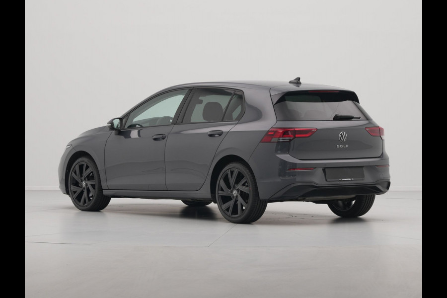 Volkswagen Golf 1.5 TSI 130pk first Navigatie Stoelverwarming Acc 18'' velgen 211 Volkswagen Golf 1.5 TSI 130pk first Navigatie Stoelverwarming Acc 18'' velgen 211
