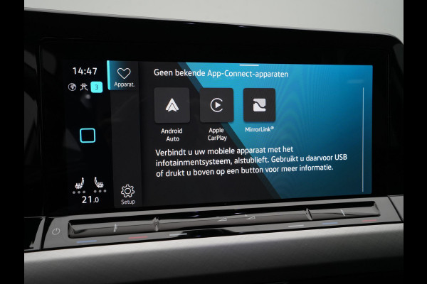 Volkswagen Golf 1.5 TSI 130pk first Navigatie Stoelverwarming Acc 18'' velgen 211 Volkswagen Golf 1.5 TSI 130pk first Navigatie Stoelverwarming Acc 18'' velgen 211