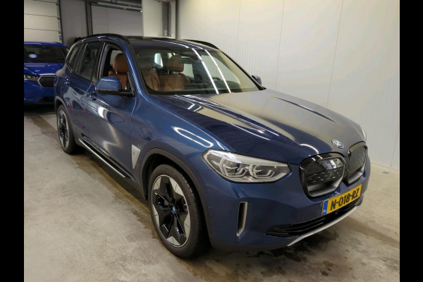 BMW iX3 High Executive 80 kWh | Trekhaak | Panorama | Leder | Navi | 360 Camera | BMW iX3 High Executive 80 kWh | Trekhaak | Panorama | Leder | Navi | 360 Camera |