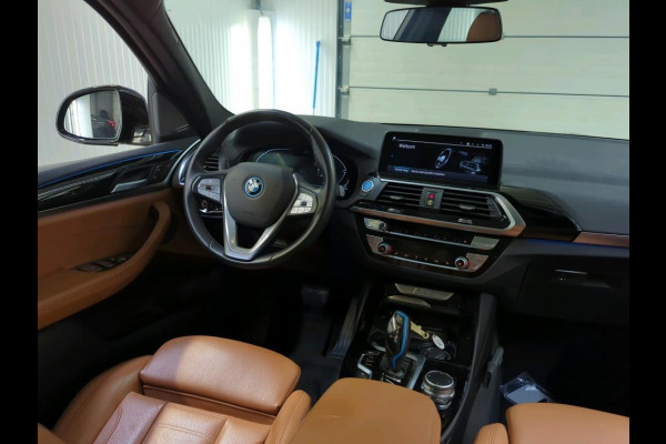 BMW iX3 High Executive 80 kWh | Trekhaak | Panorama | Leder | Navi | 360 Camera | BMW iX3 High Executive 80 kWh | Trekhaak | Panorama | Leder | Navi | 360 Camera |