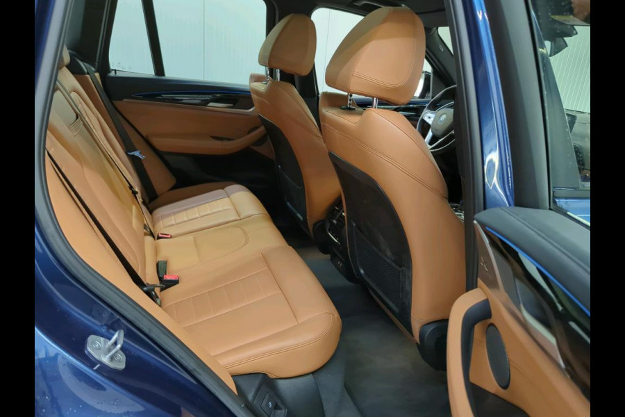 BMW iX3 High Executive 80 kWh | Trekhaak | Panorama | Leder | Navi | 360 Camera | BMW iX3 High Executive 80 kWh | Trekhaak | Panorama | Leder | Navi | 360 Camera |