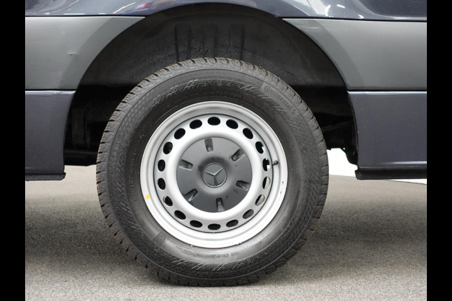 Mercedes-Benz Sprinter 311 1.9 CDI L3H2 Automaat Airco Navi Imperiaal Cruise Trekhaak Mercedes-Benz Sprinter 311 1.9 CDI L3H2 Automaat Airco Navi Imperiaal Cruise Trekhaak