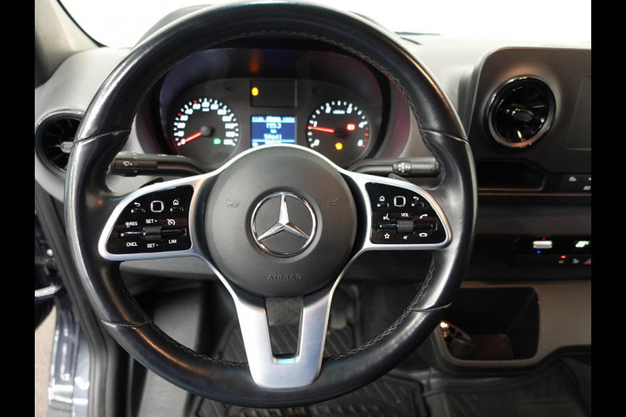 Mercedes-Benz Sprinter 311 1.9 CDI L3H2 Automaat Airco Navi Imperiaal Cruise Trekhaak Mercedes-Benz Sprinter 311 1.9 CDI L3H2 Automaat Airco Navi Imperiaal Cruise Trekhaak