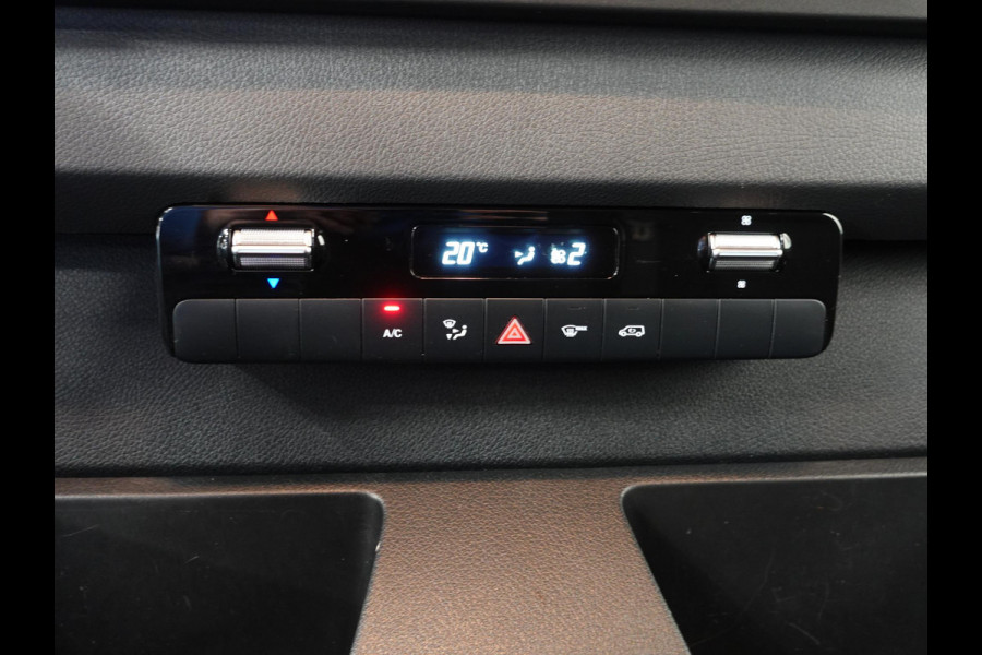 Mercedes-Benz Sprinter 311 1.9 CDI L3H2 Automaat Airco Navi Imperiaal Cruise Trekhaak Mercedes-Benz Sprinter 311 1.9 CDI L3H2 Automaat Airco Navi Imperiaal Cruise Trekhaak