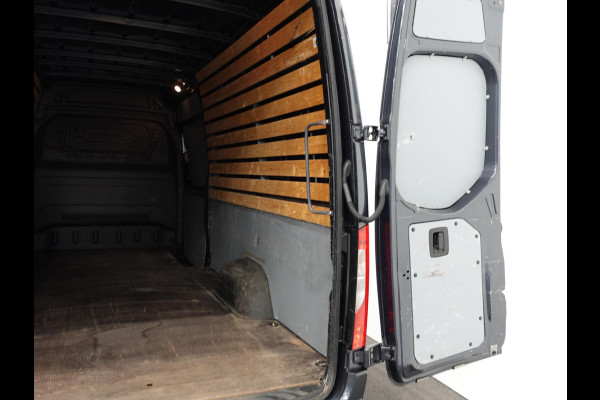 Mercedes-Benz Sprinter 311 1.9 CDI L3H2 Automaat Airco Navi Imperiaal Cruise Trekhaak Mercedes-Benz Sprinter 311 1.9 CDI L3H2 Automaat Airco Navi Imperiaal Cruise Trekhaak