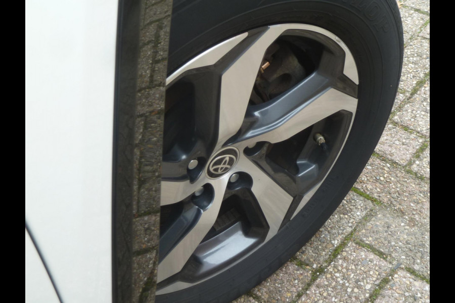 Toyota RAV4 2.5 Plug-in Hybrid AWD|Stoel/Stuurverwarming|ELektrische-stoel|LED|Adaptive-Cruise|Afn.Trekhaak|Blindspot