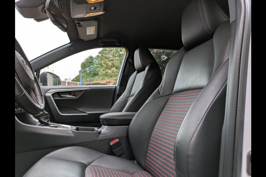 Toyota RAV4 2.5 Plug-in Hybrid AWD|Stoel/Stuurverwarming|ELektrische-stoel|LED|Adaptive-Cruise|Afn.Trekhaak|Blindspot