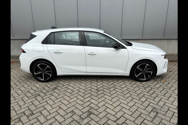 Opel Astra 1.6 Hybrid Edition Carplay Opel Astra 1.6 Hybrid Edition Carplay